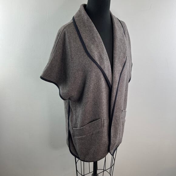 Aritzia Talula Taupe Gray Cape Poncho Jacket Wool Pocket Shawl Open Front XXS XS - Picture 5 of 10